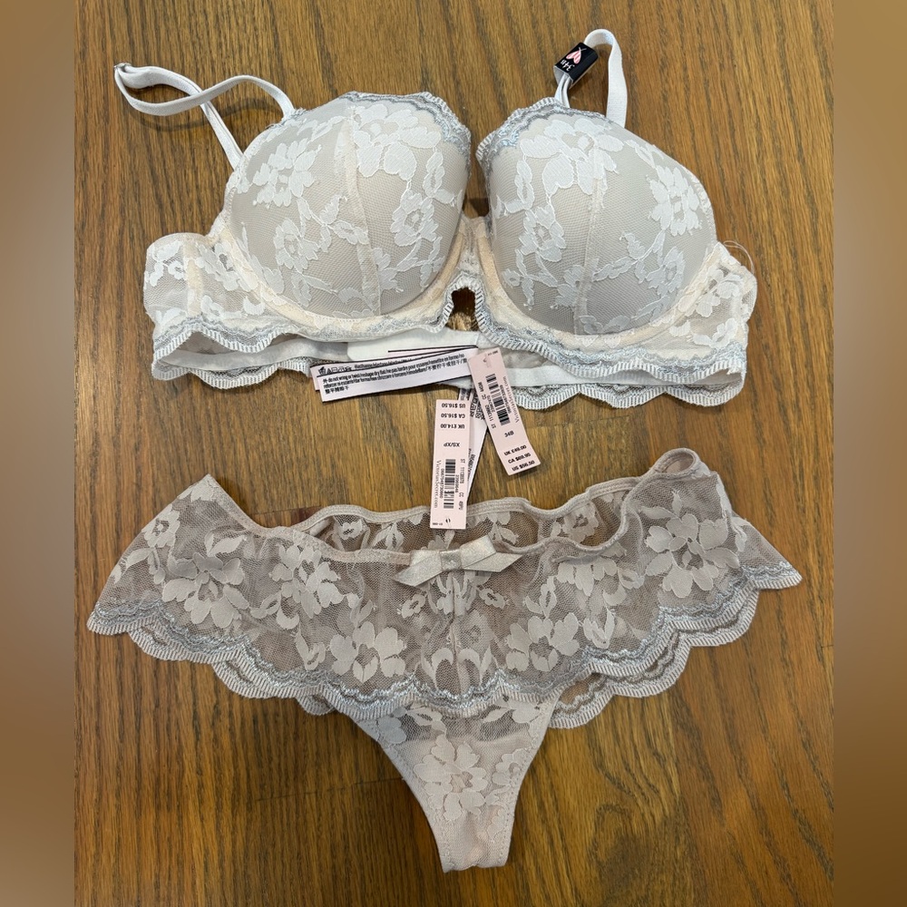 Victoria Secret Bridal Ivory Lace Bra and Panty Set